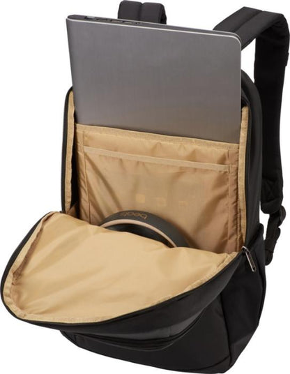 Case Logic Propel 15.6" Reppu. Esim. 5kpl. brodeerattuna